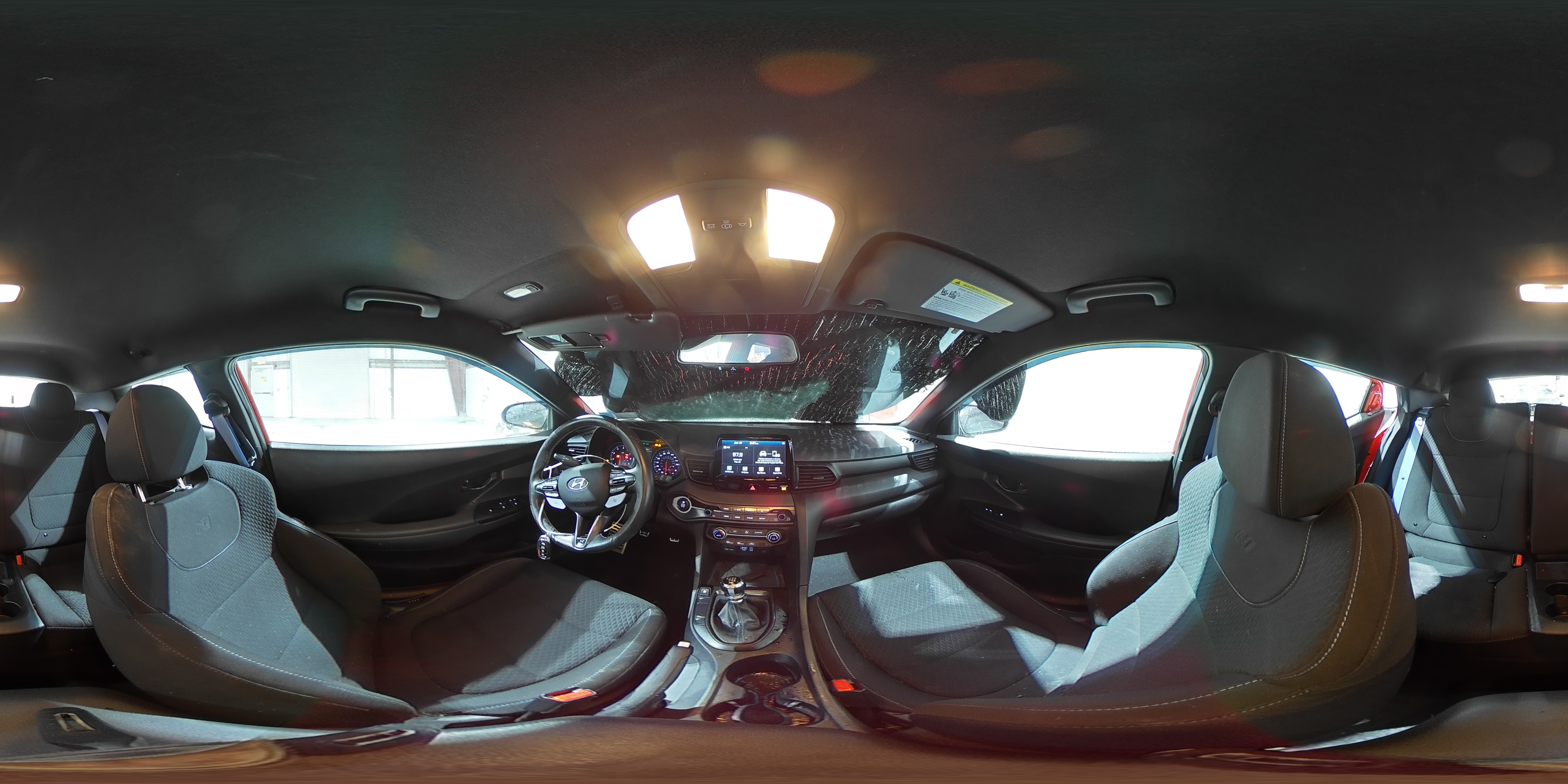 2020 Hyundai Veloster - Image 15