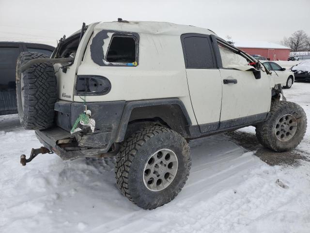 2011 TOYOTA FJ CRUISER 