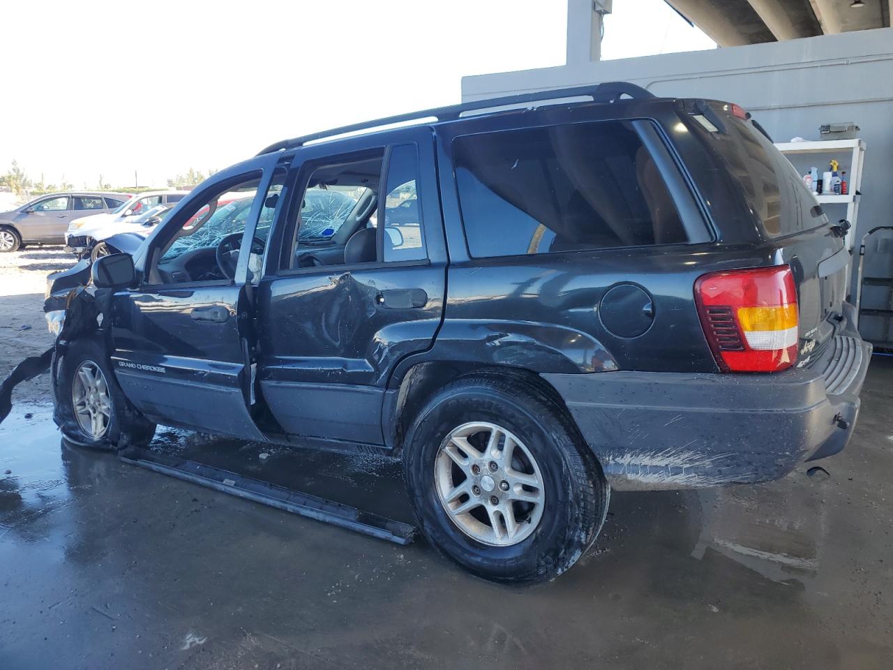 2004 Jeep Grand Cherokee - Image 2