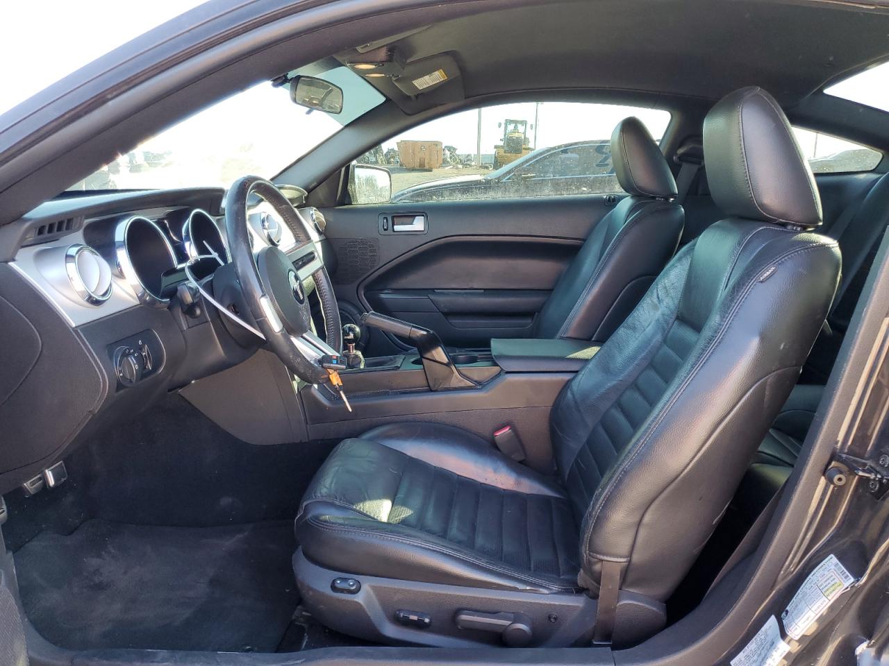 2007 Ford Mustang - Image 7