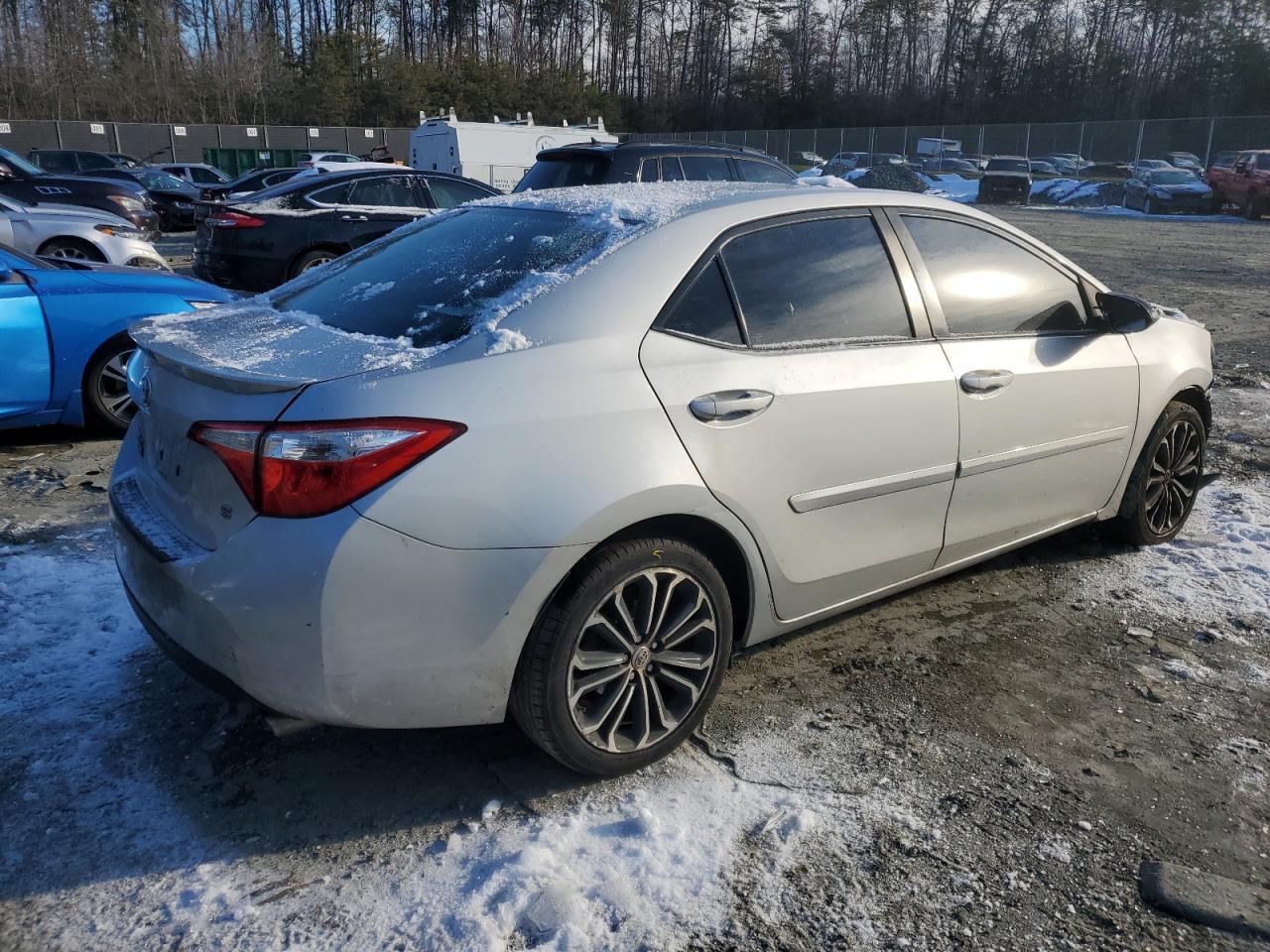 2015 Toyota Corolla - Image 3