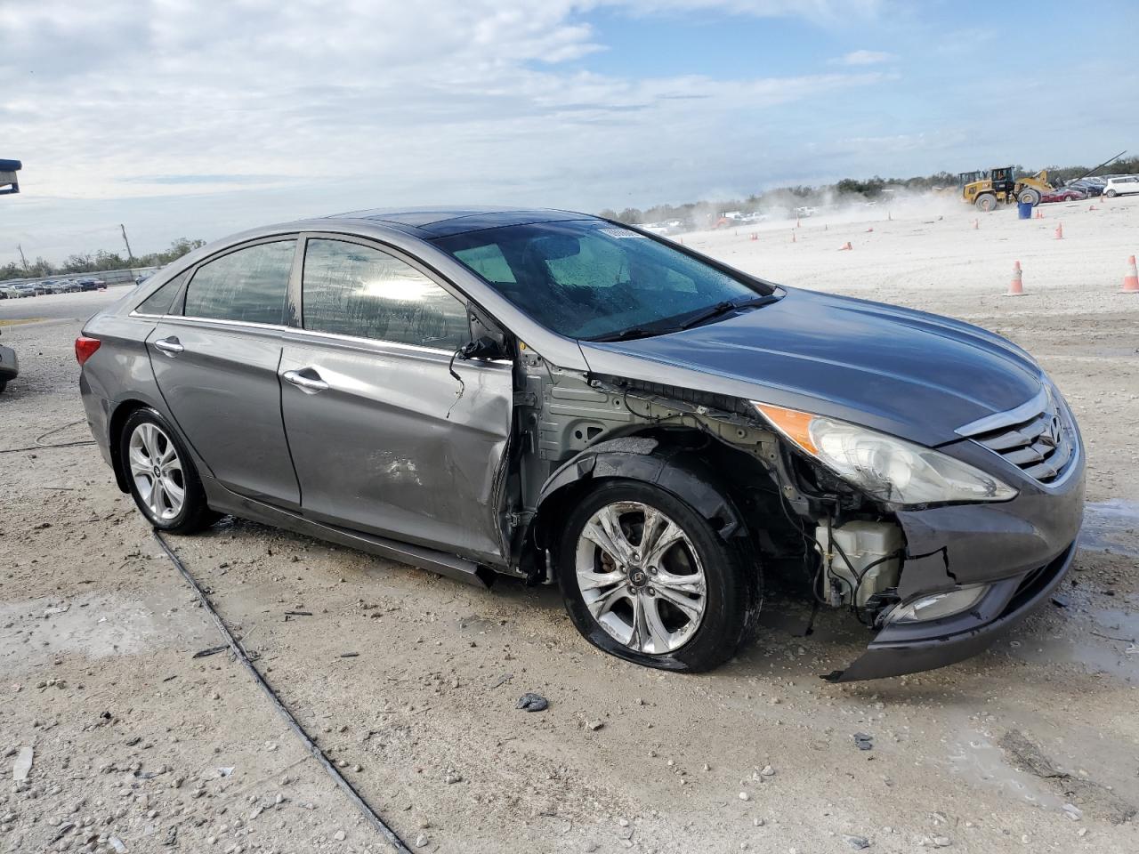 2013 Hyundai Sonata - Image 4