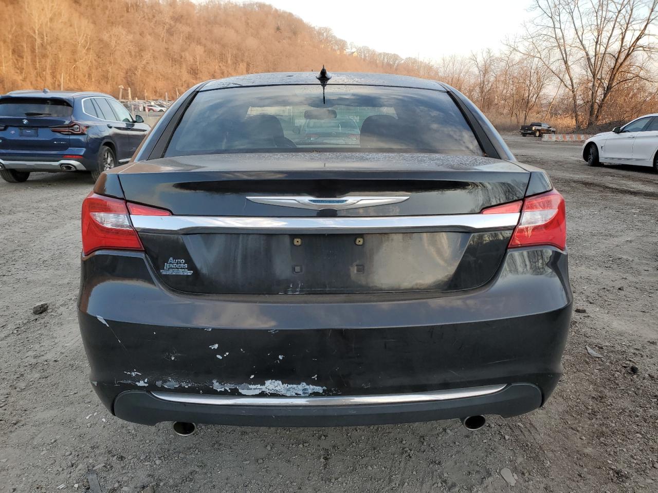 2011 Chrysler 200 - Image 6