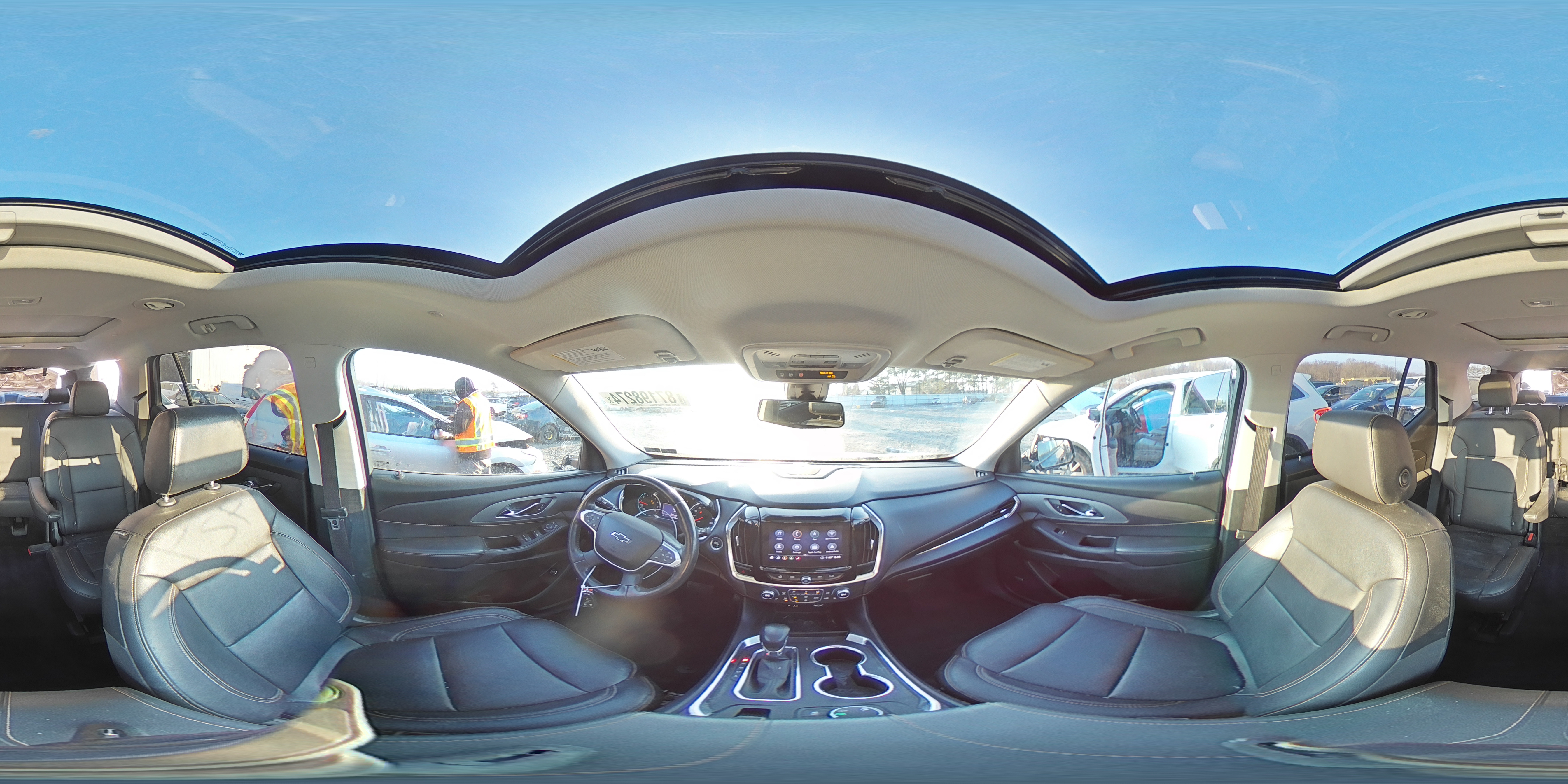 2021 Chevrolet Traverse - Image 15