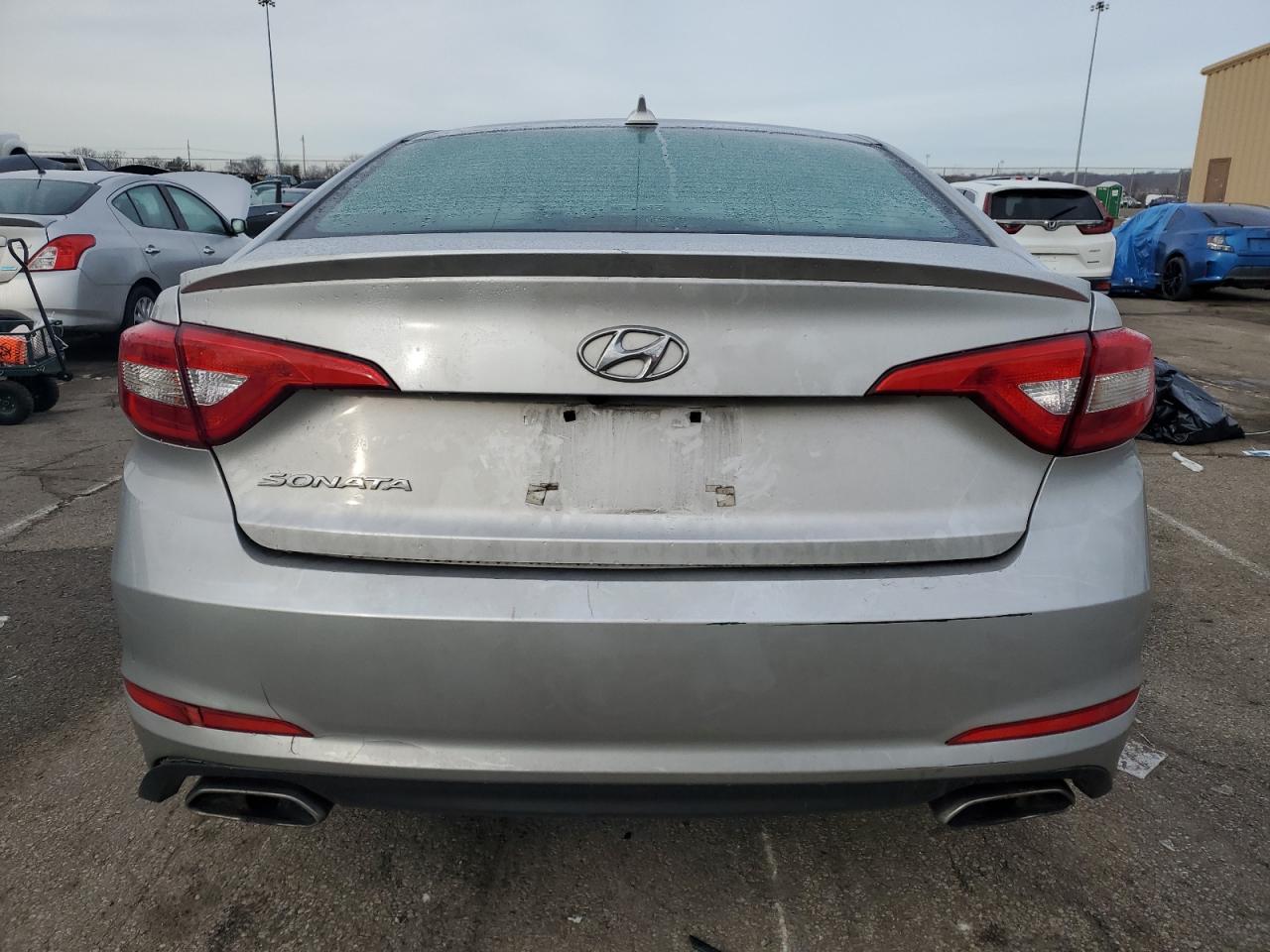 2015 Hyundai Sonata - Image 6