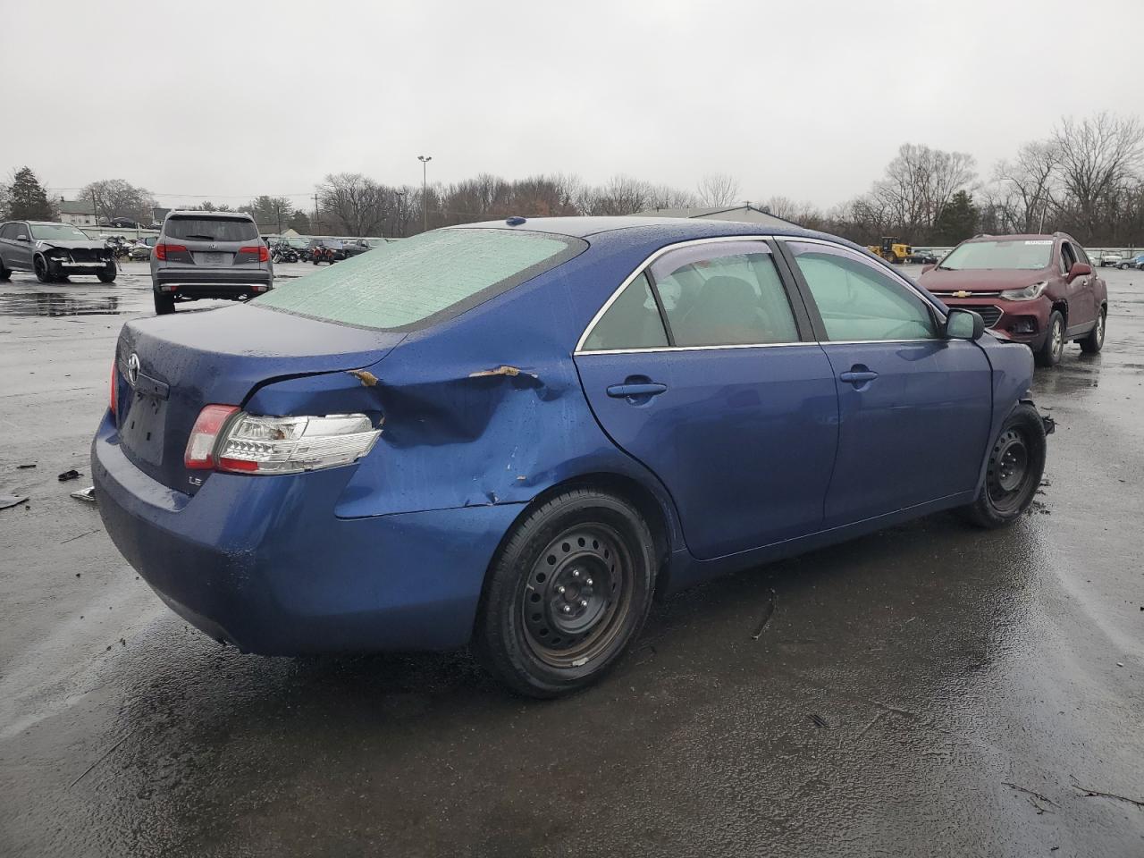 2011 Toyota Camry - Image 3