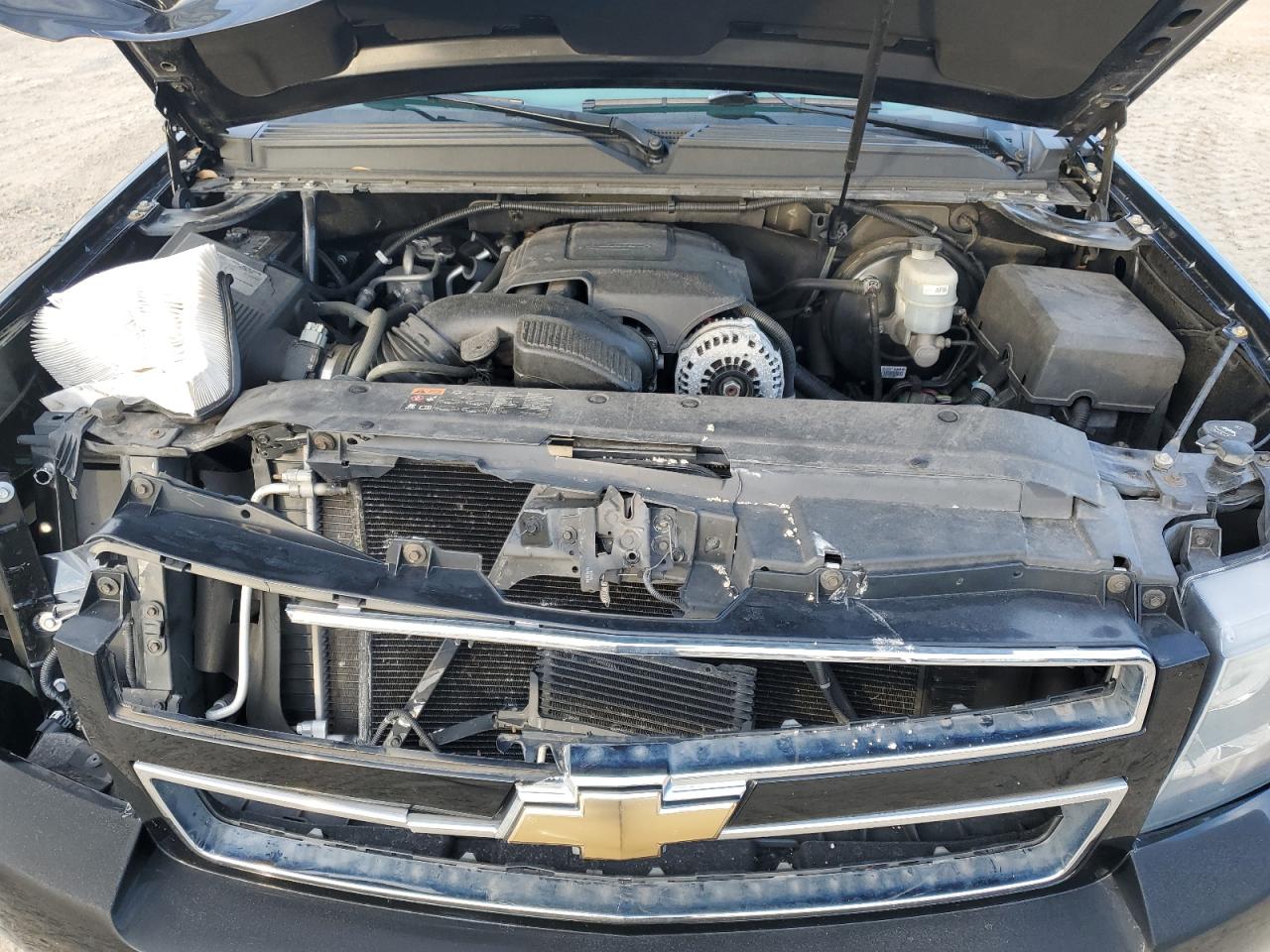 2011 Chevrolet Tahoe - Image 12