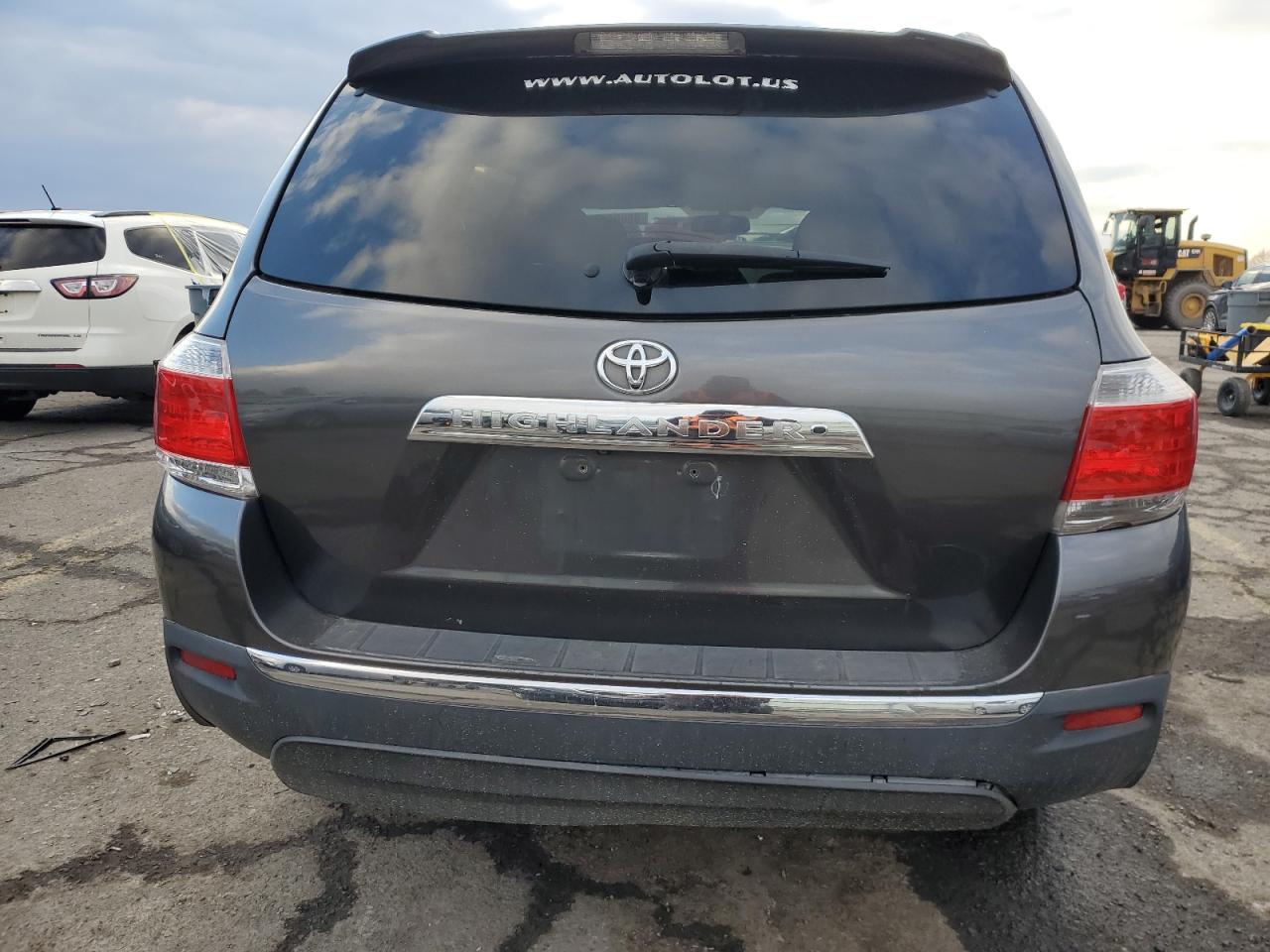 VIN 5TDBK3EH5DS241235 2013 TOYOTA HIGHLANDER no.6