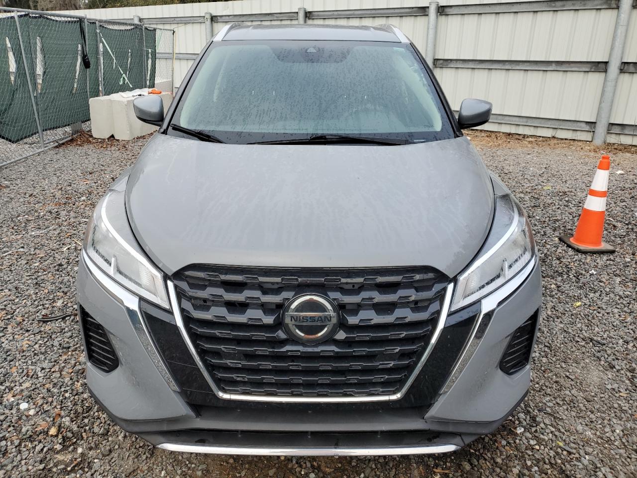 2021 Nissan Kicks - Image 5