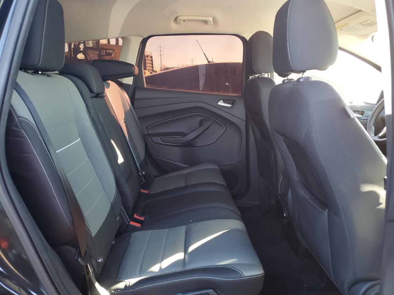 2015 Ford Escape - Image 11