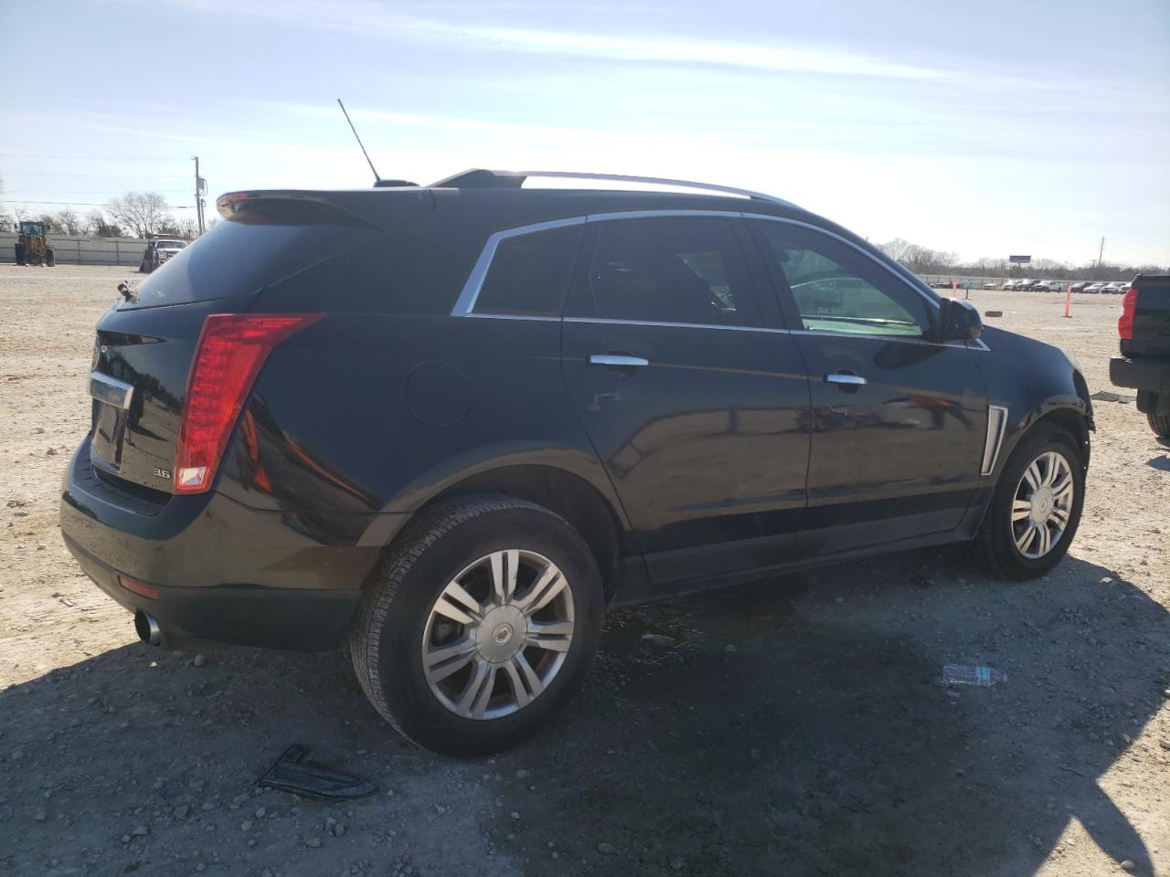 2016 Cadillac SRX - Image 3