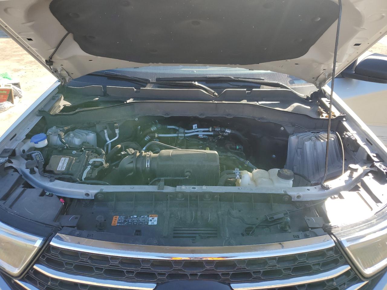 2023 Ford Explorer - Image 12