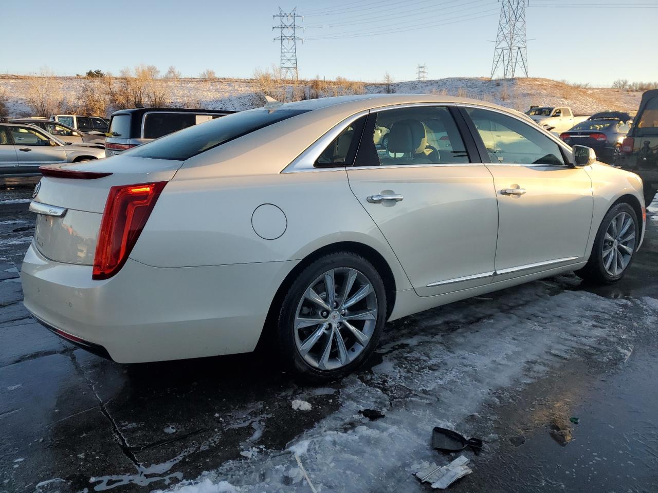 2013 Cadillac XTS - Image 3