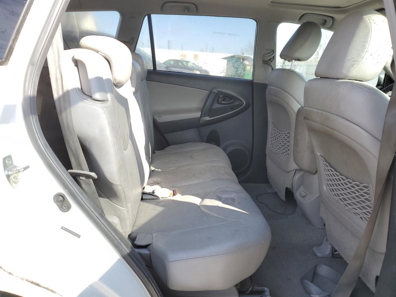 2011 Toyota RAV 4 - Image 10