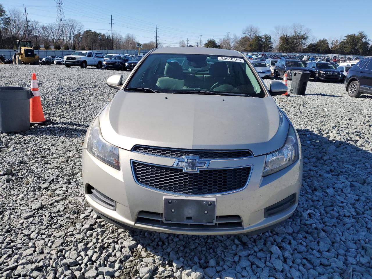 2014 Chevrolet Cruze - Image 5