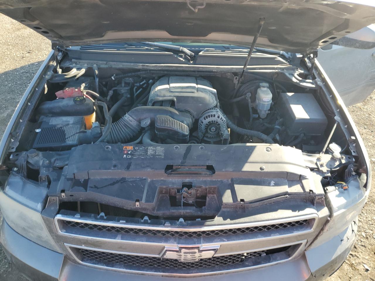 2011 Chevrolet Suburban K1500 Lt VIN: 1GNSKJE37BR329084 Lot: 87904515