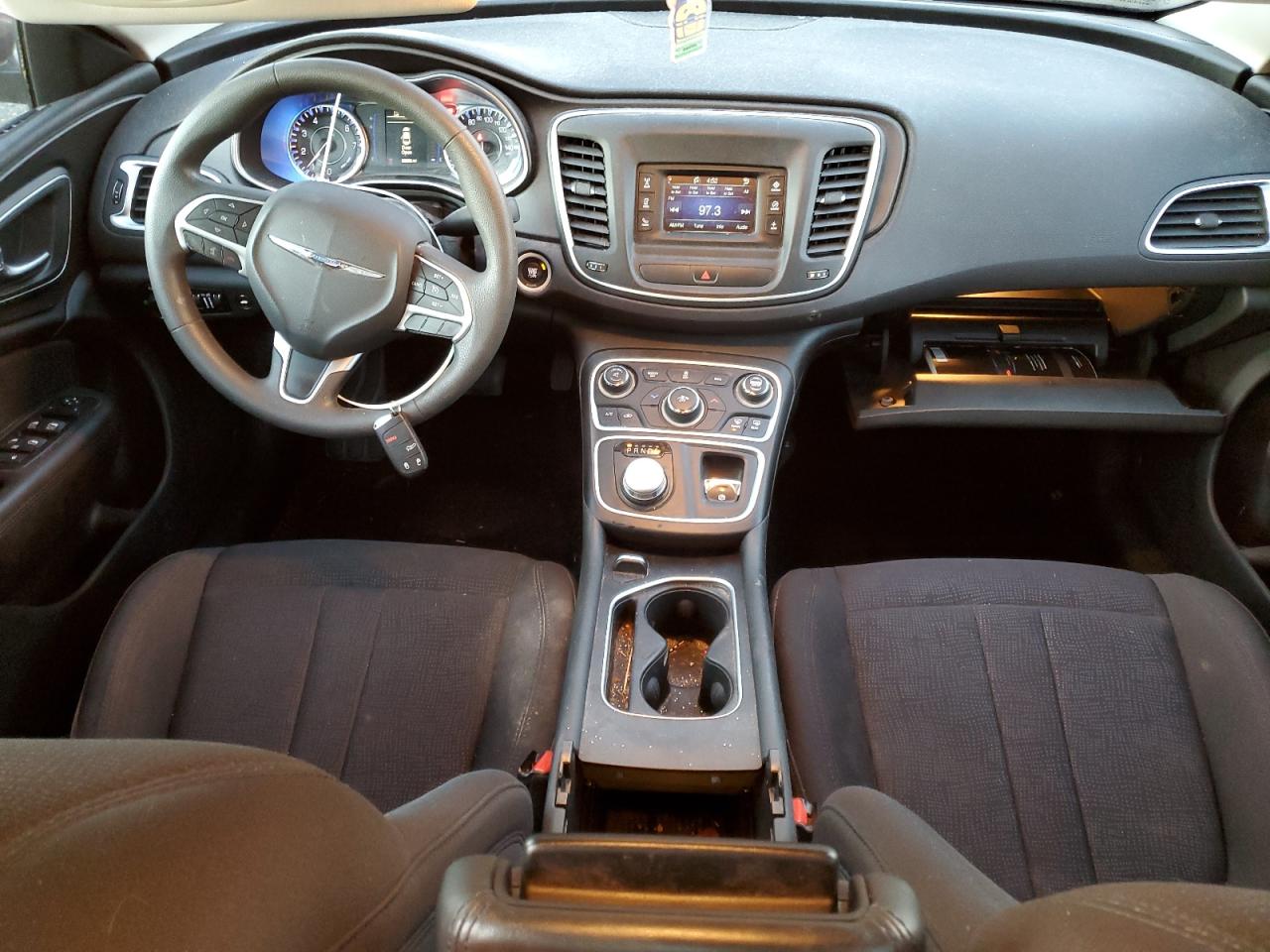 2015 Chrysler 200 - Image 8