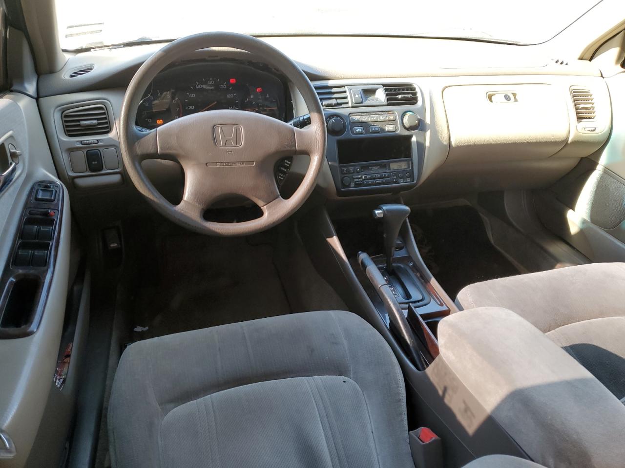 2000 Honda Accord - Image 8