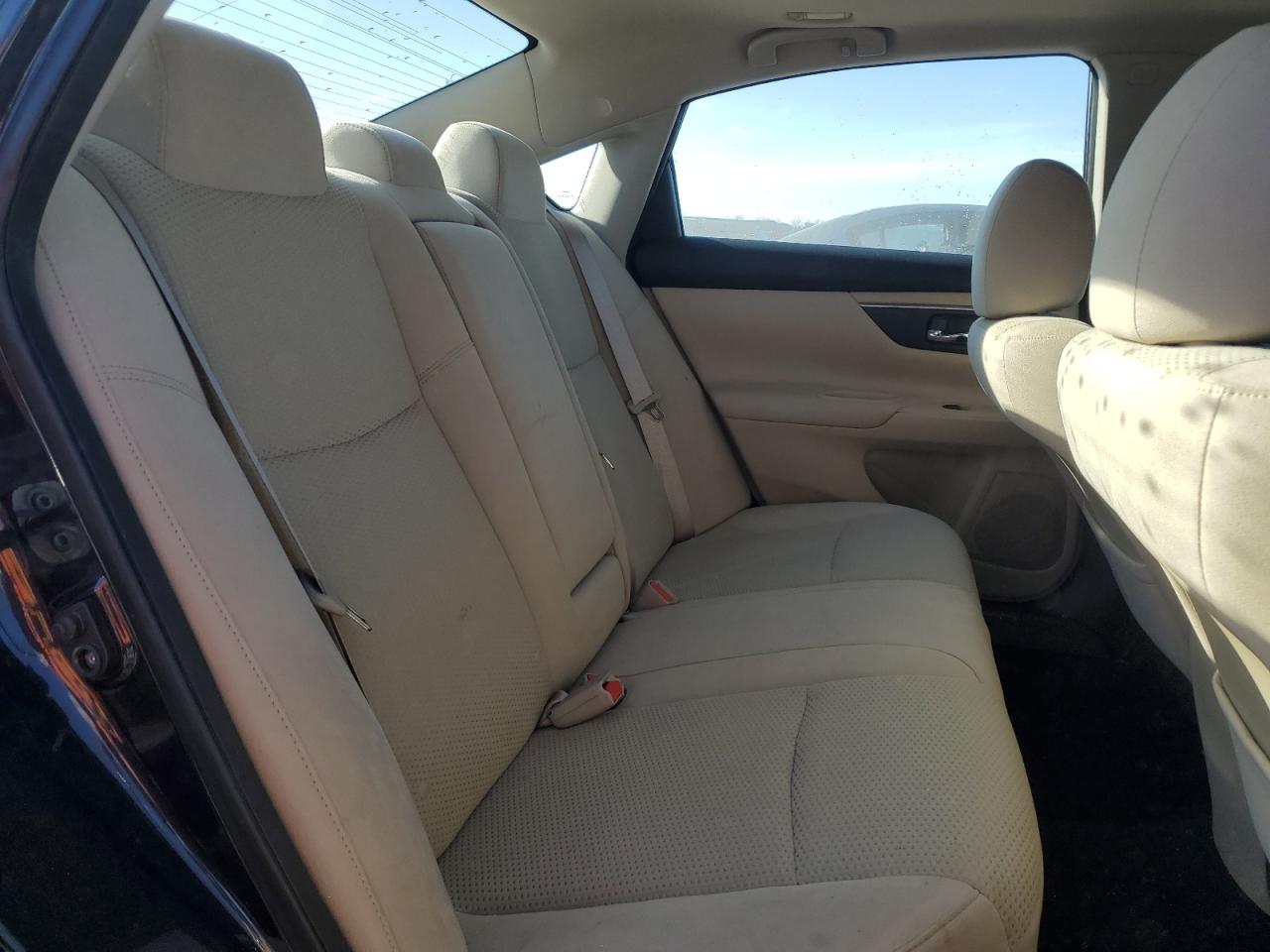 2015 Nissan Altima - Image 10