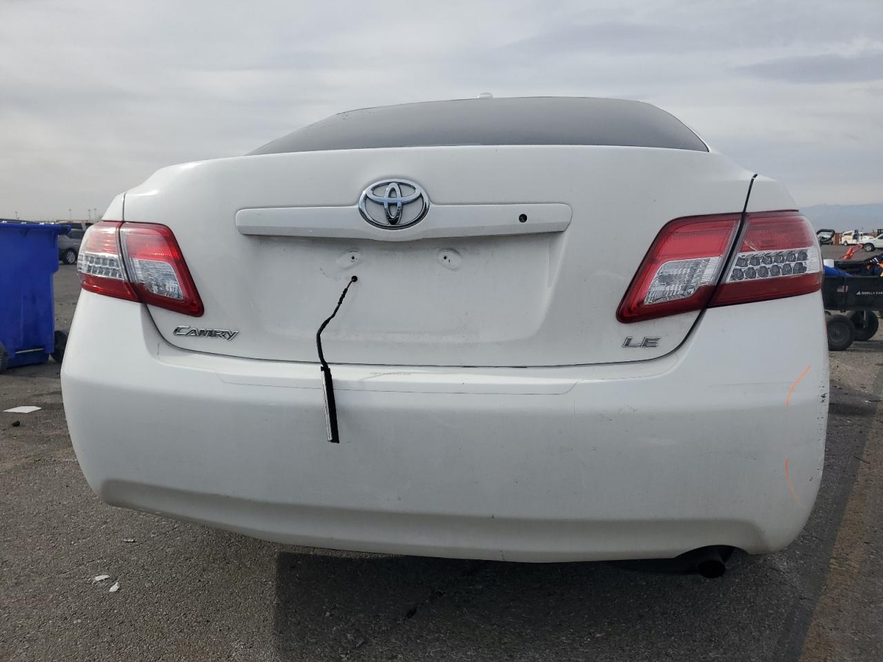 2010 Toyota Camry - Image 6