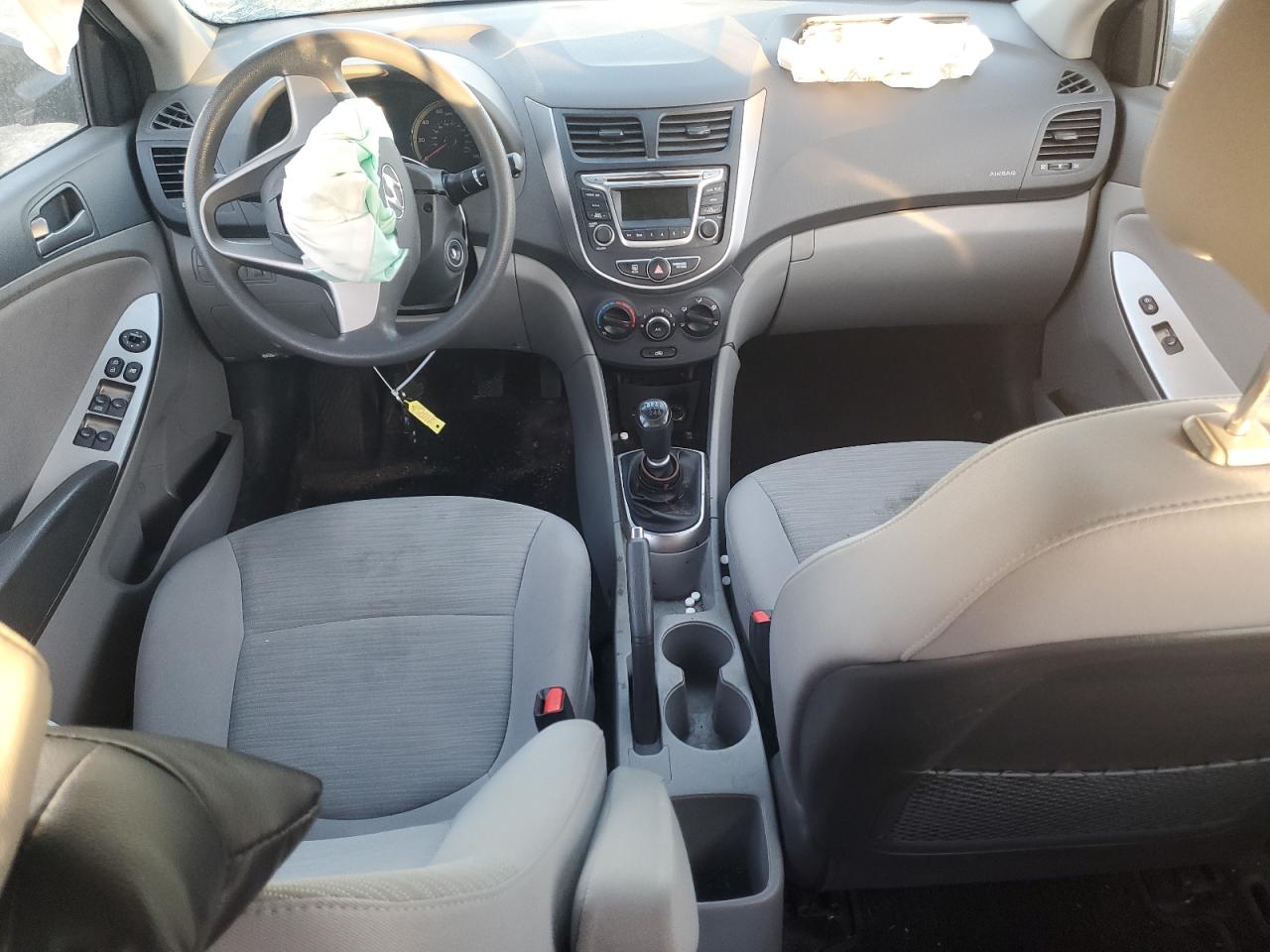 2017 Hyundai Accent - Image 8