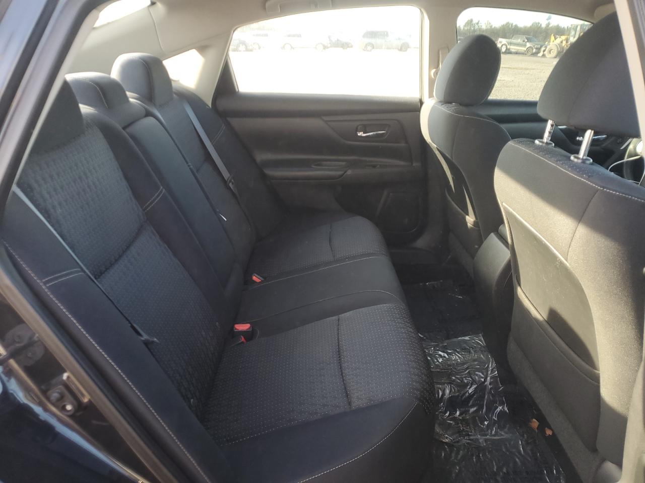 2016 Nissan Altima - Image 10