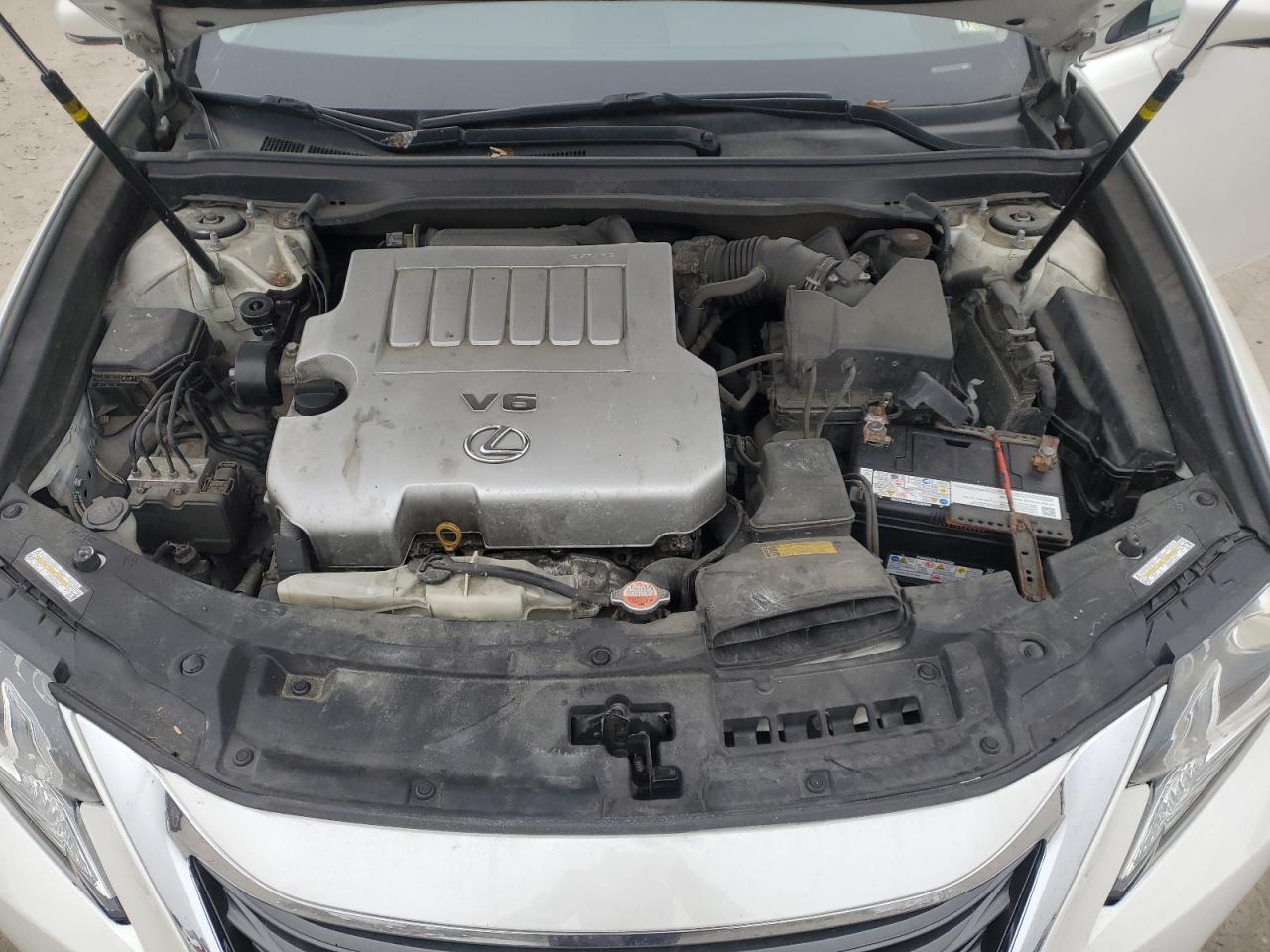 2016 Lexus ES - Image 11