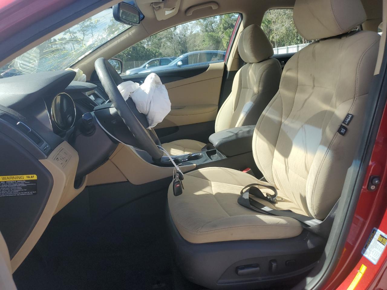 2011 Hyundai Sonata - Image 7