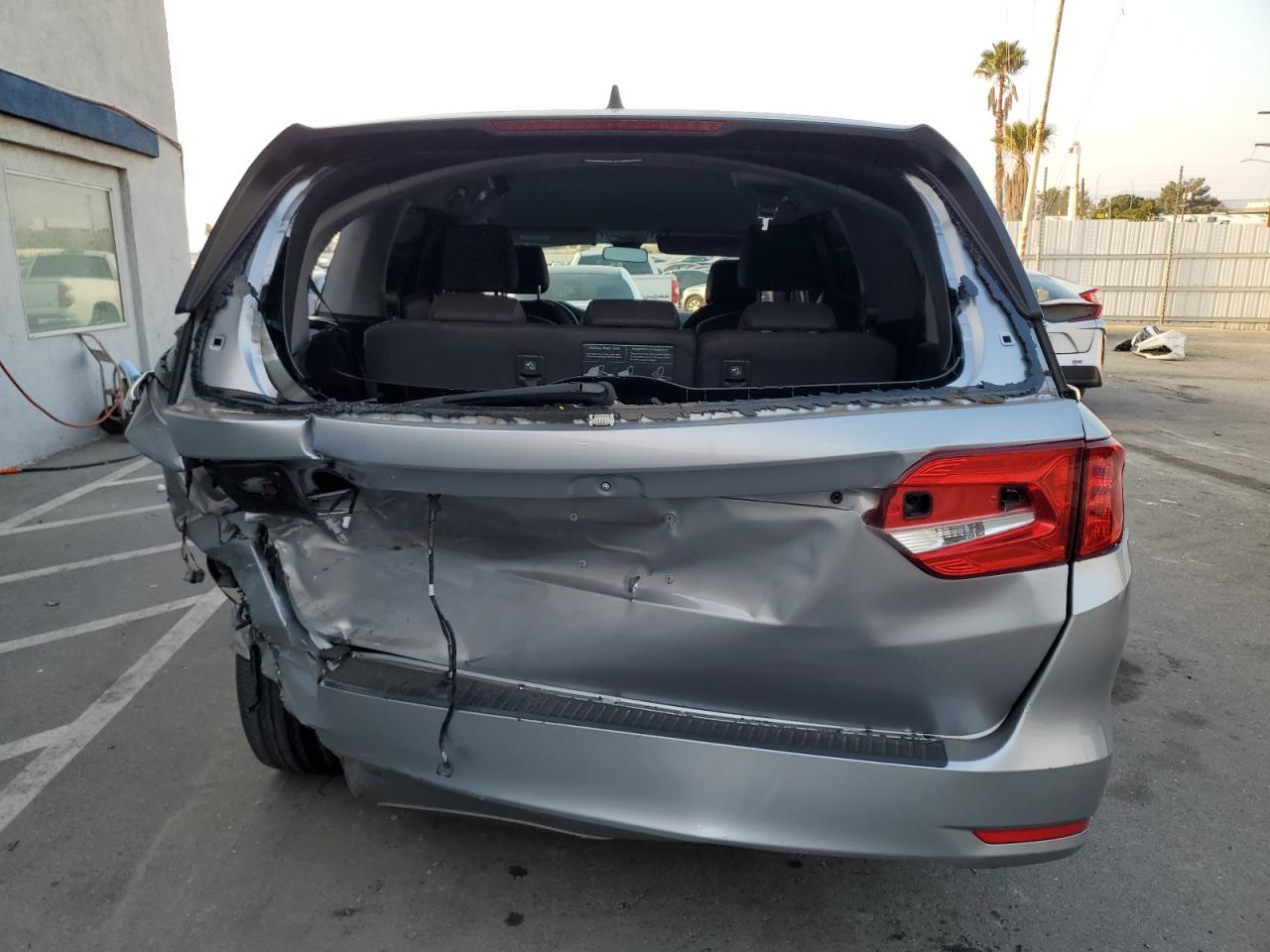 2022 Honda Odyssey - Image 6