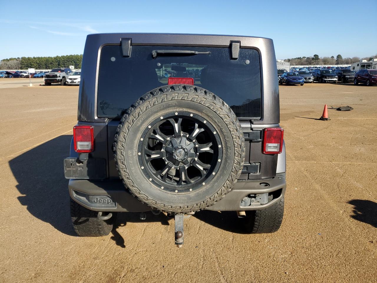 2017 Jeep Wrangler - Image 6