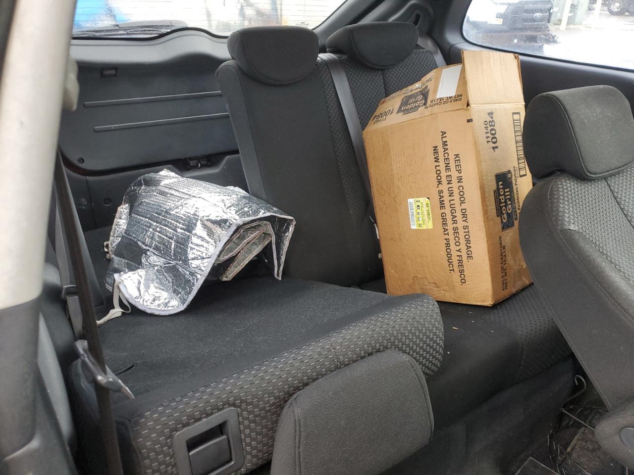 2009 Hyundai Accent - Image 11