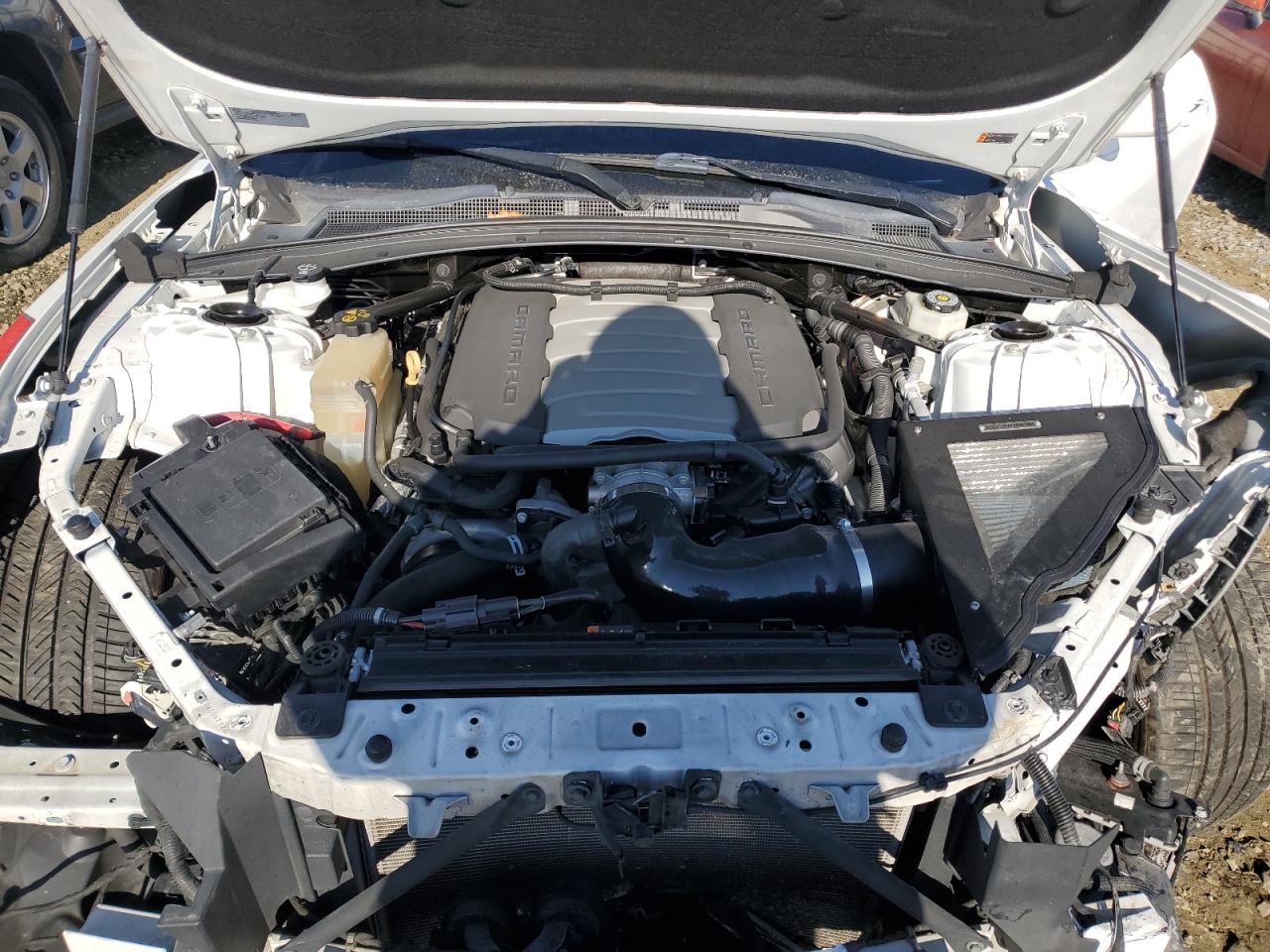 2018 Chevrolet Camaro - Image 11