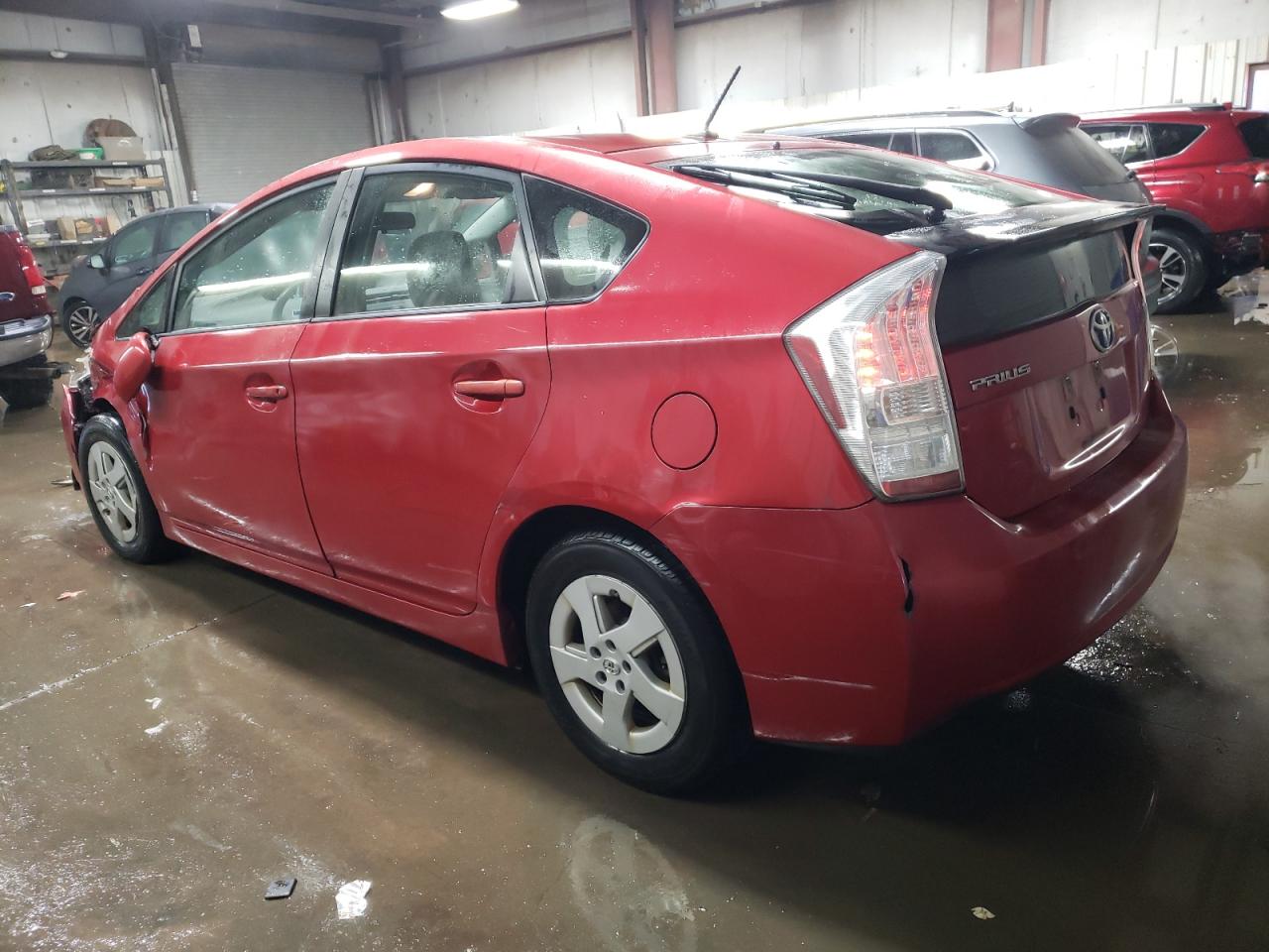2011 Toyota Prius - Image 2