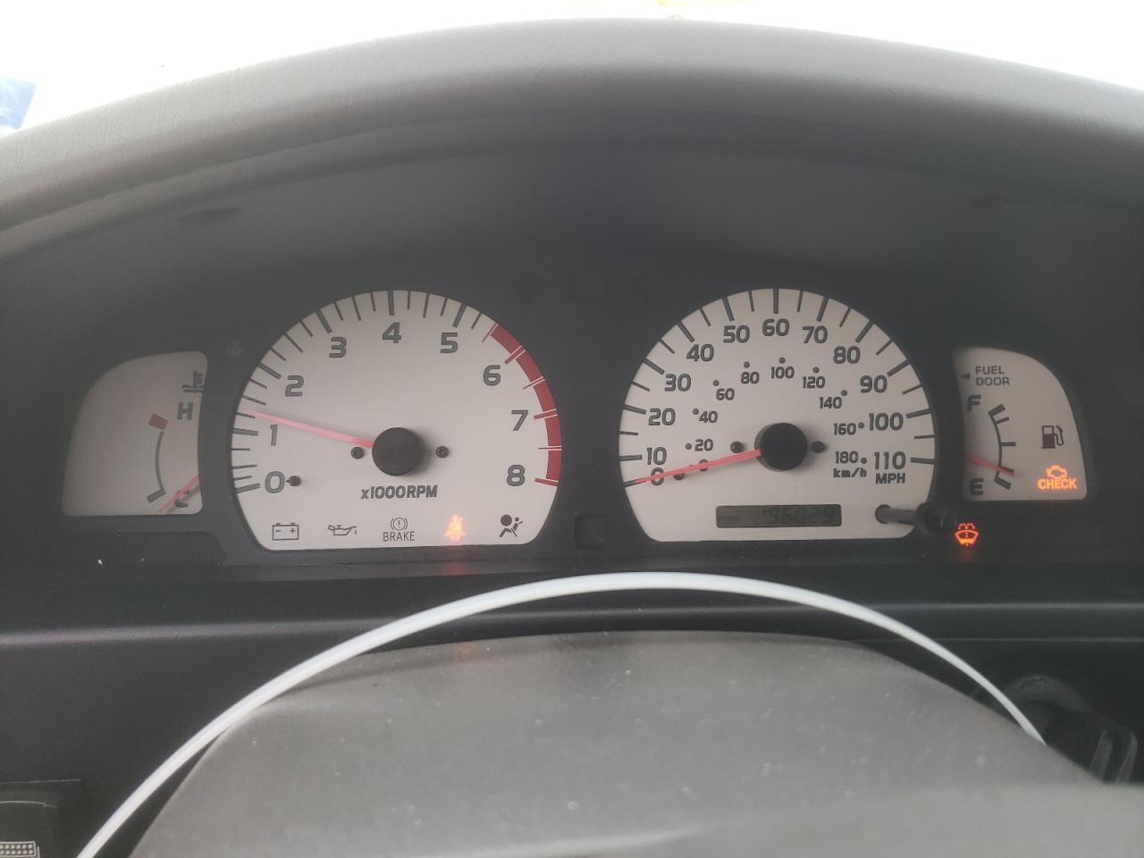 2004 Toyota Tacoma - Image 9