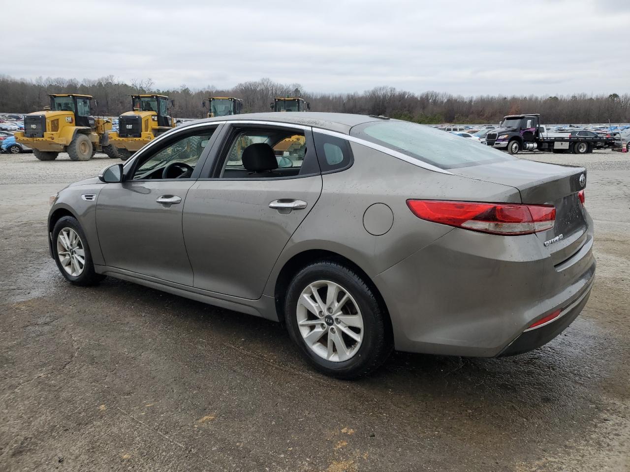 2016 Kia Optima - Image 2