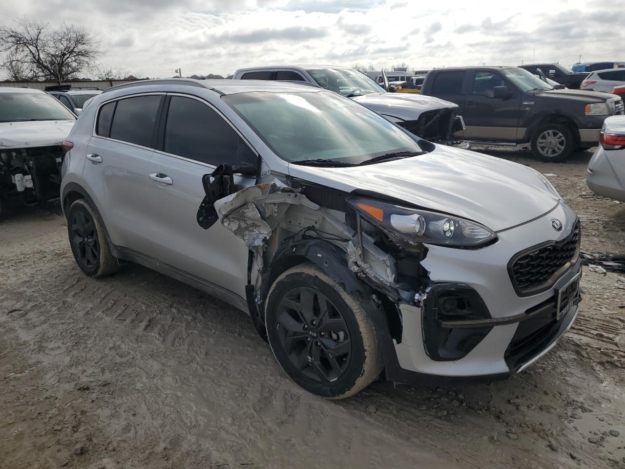2021 Kia Sportage - Image 4