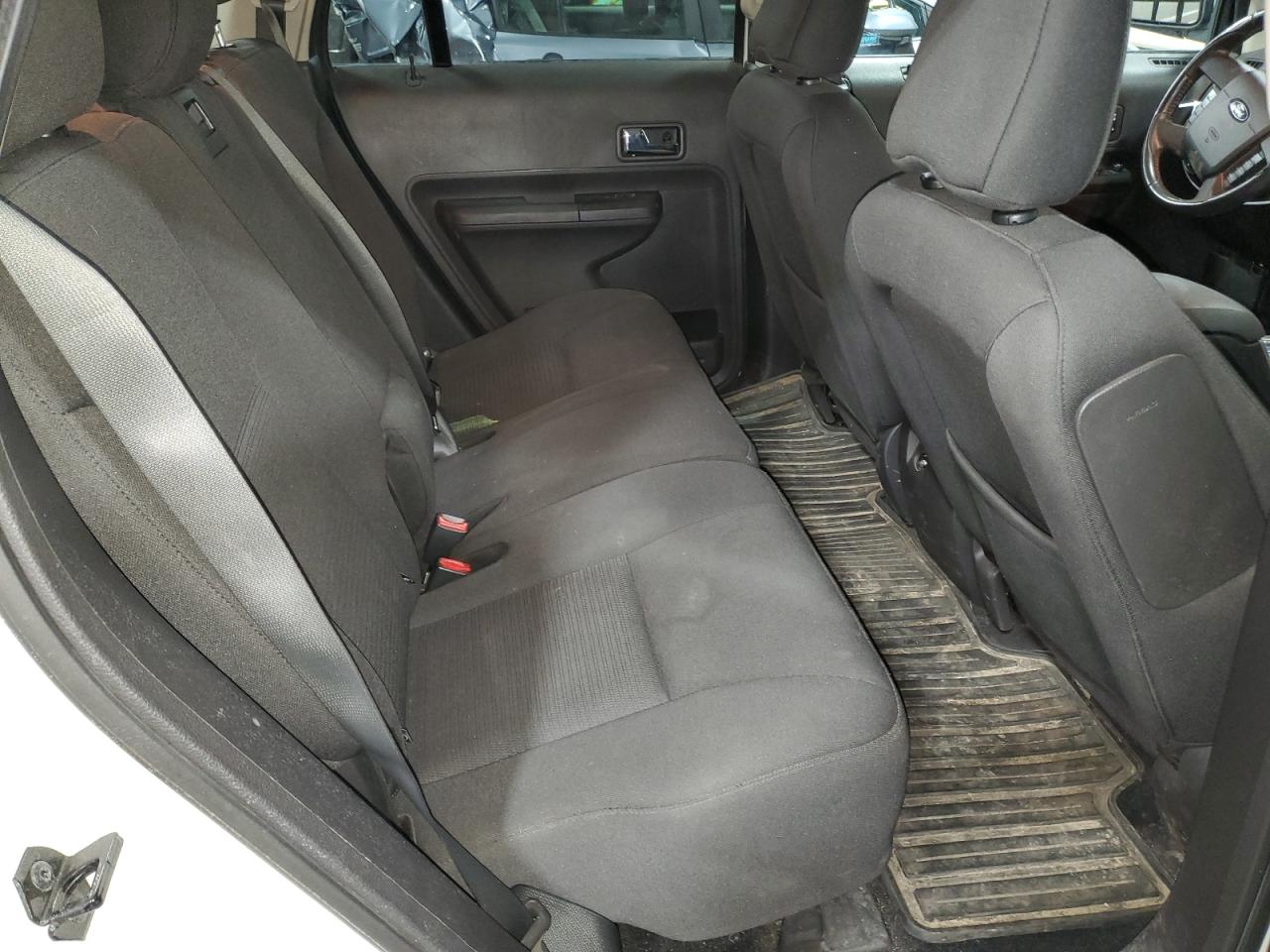 2010 Ford Edge - Image 11