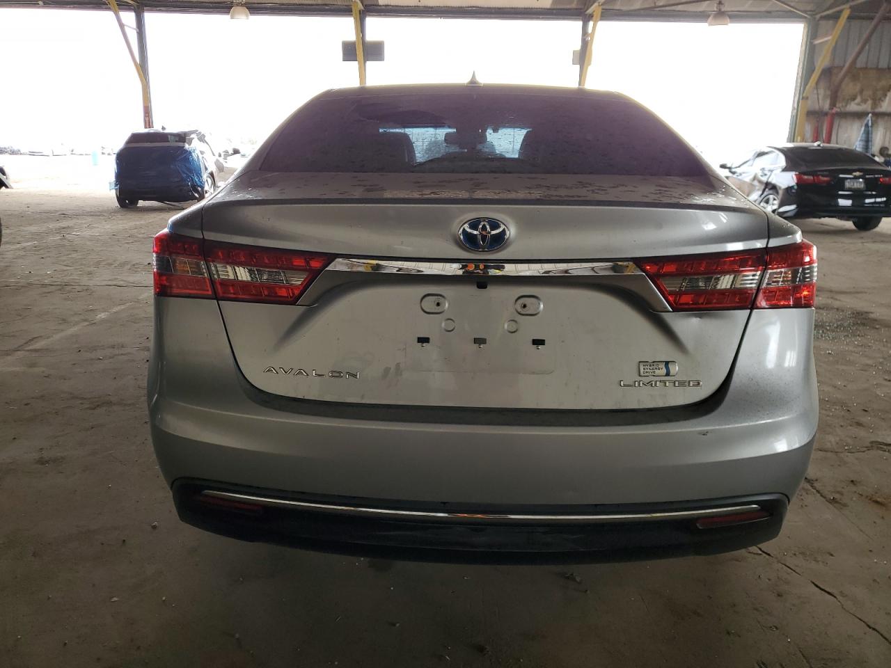 2016 Toyota Avalon - Image 6