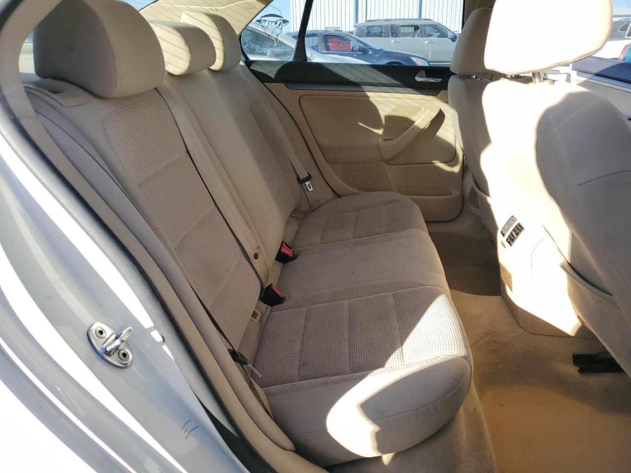 2008 Volkswagen Jetta - Image 10