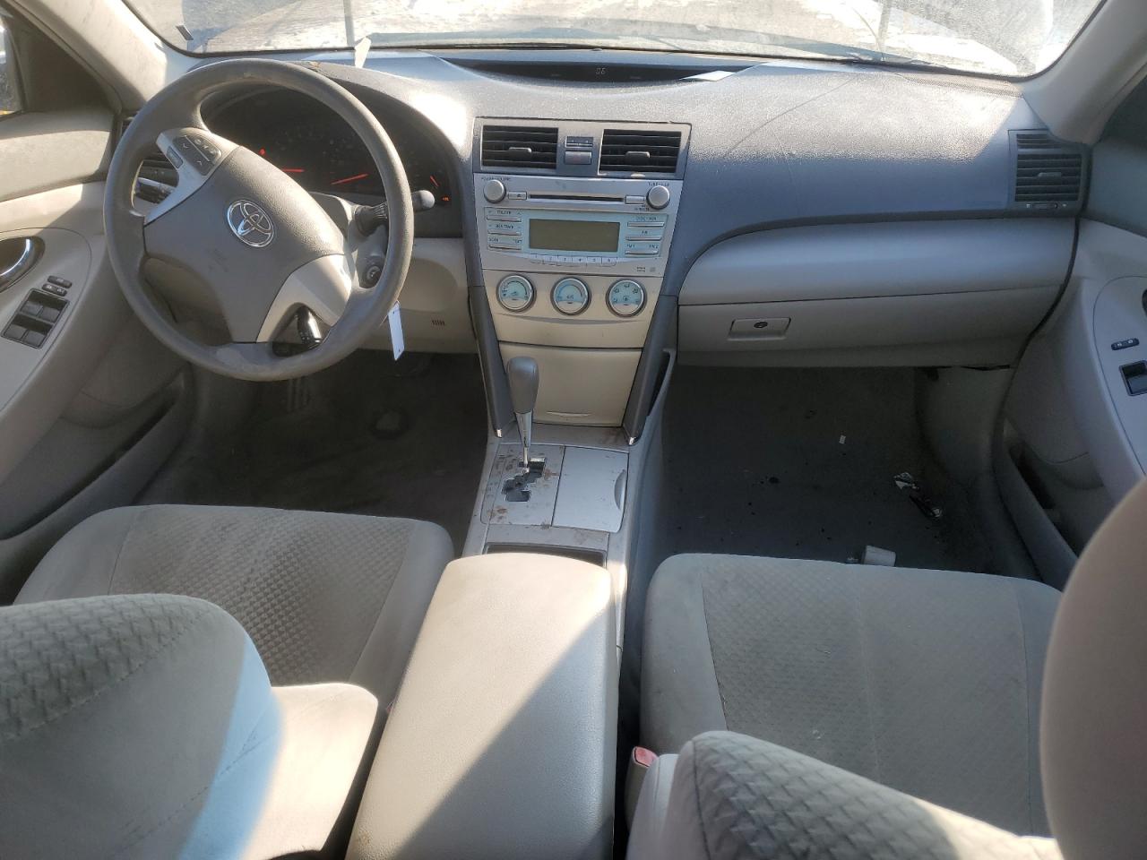2009 Toyota Camry - Image 8