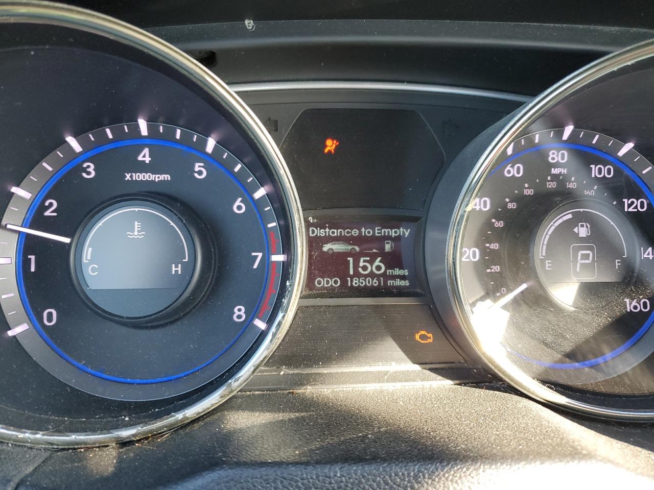 2011 Hyundai Sonata - Image 9