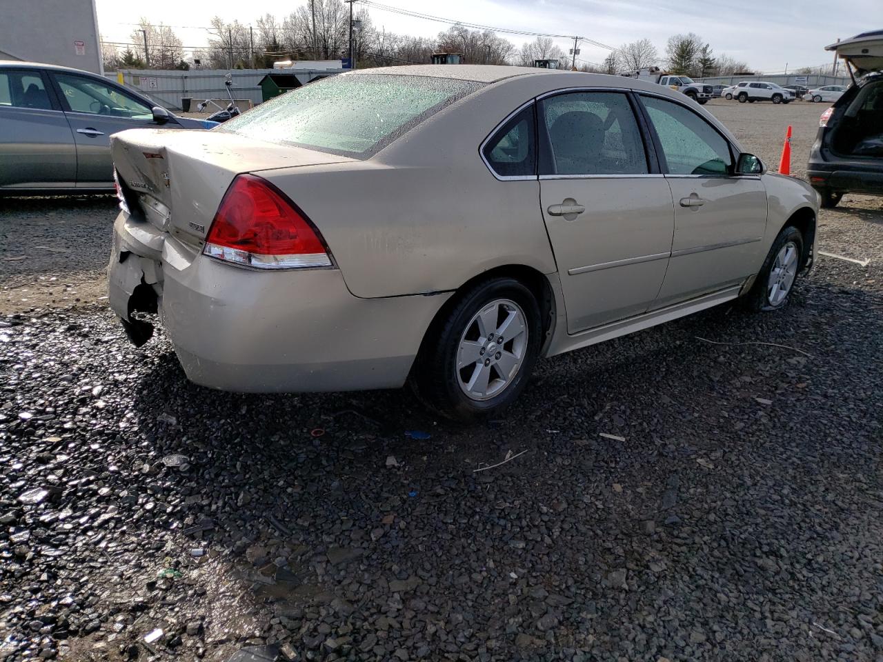 2010 Chevrolet Impala - Image 3