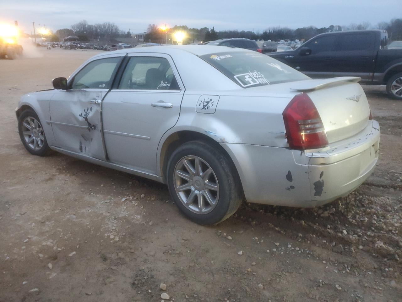 2007 Chrysler 300 - Image 2