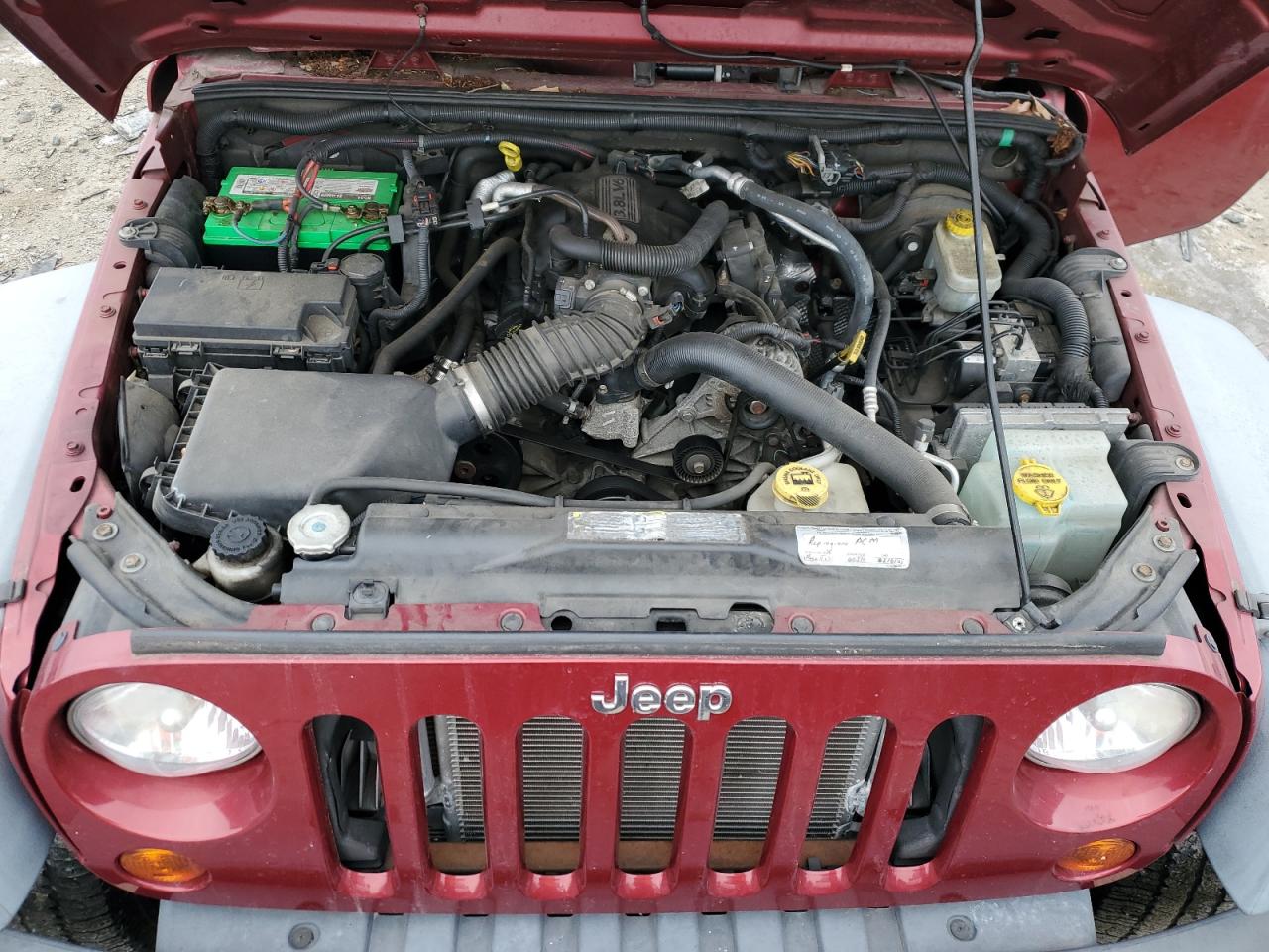 2011 Jeep Wrangler - Image 11