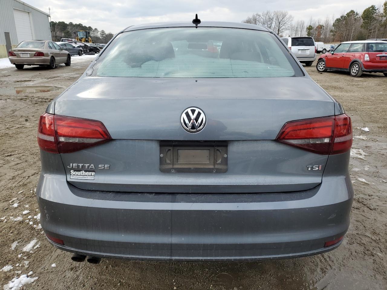 2016 Volkswagen Jetta - Image 6