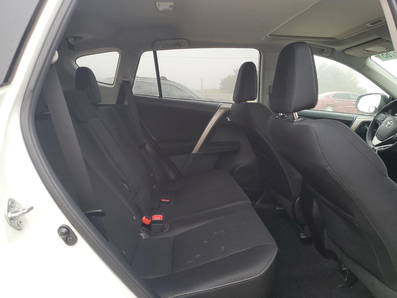 2014 Toyota RAV 4 - Image 11