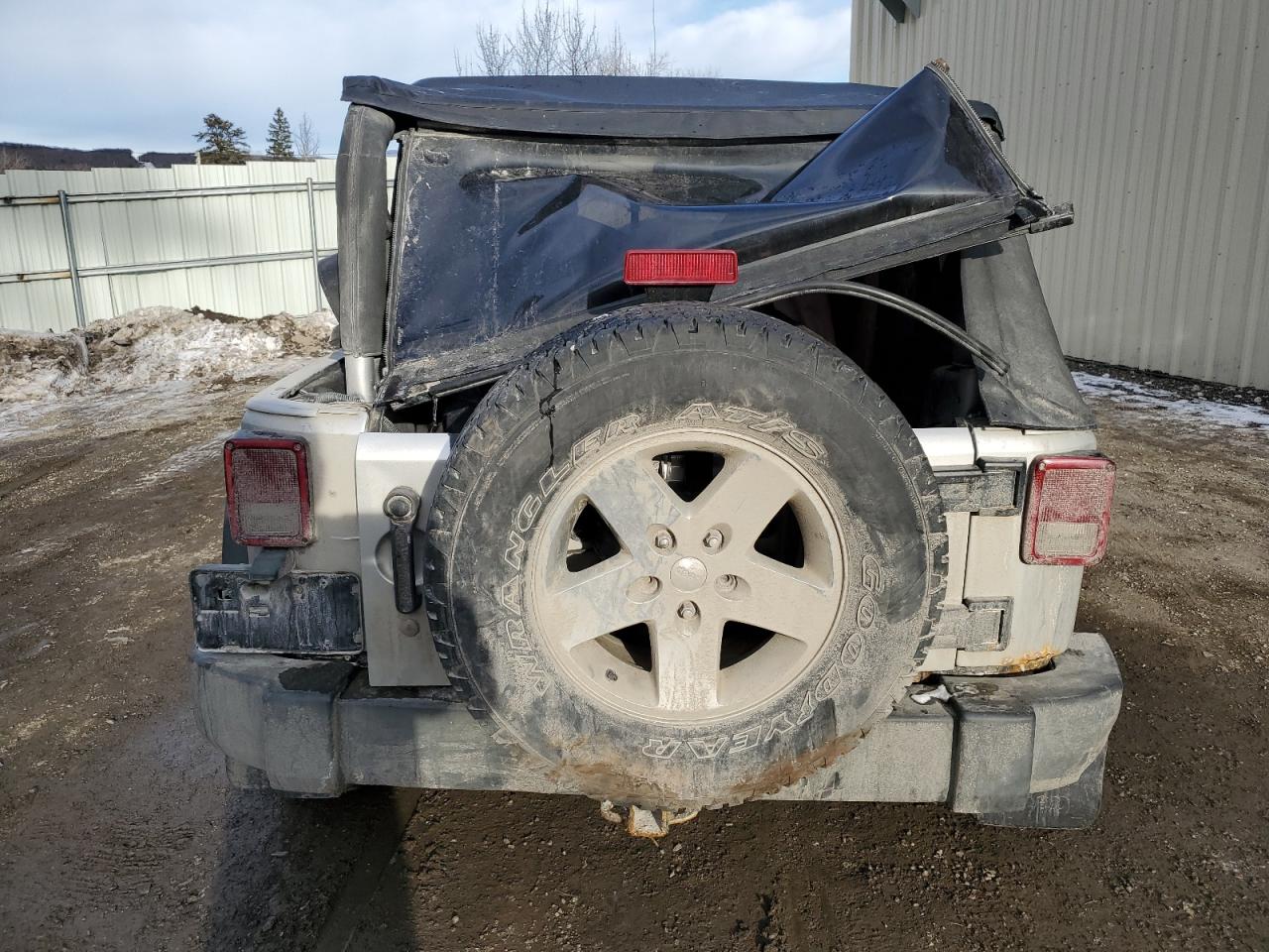 2009 Jeep Wrangler - Image 6