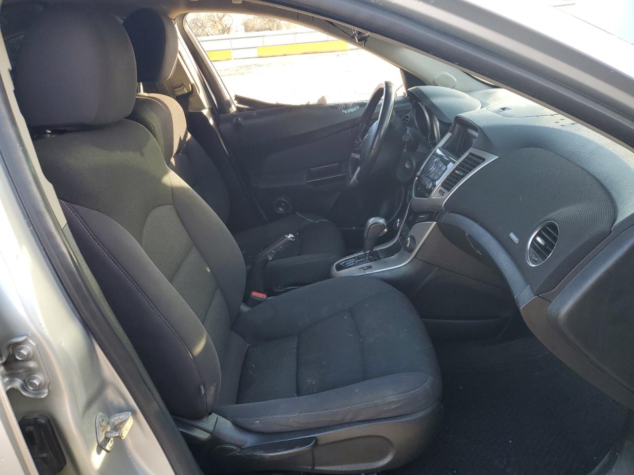 2013 Chevrolet Cruze - Image 7