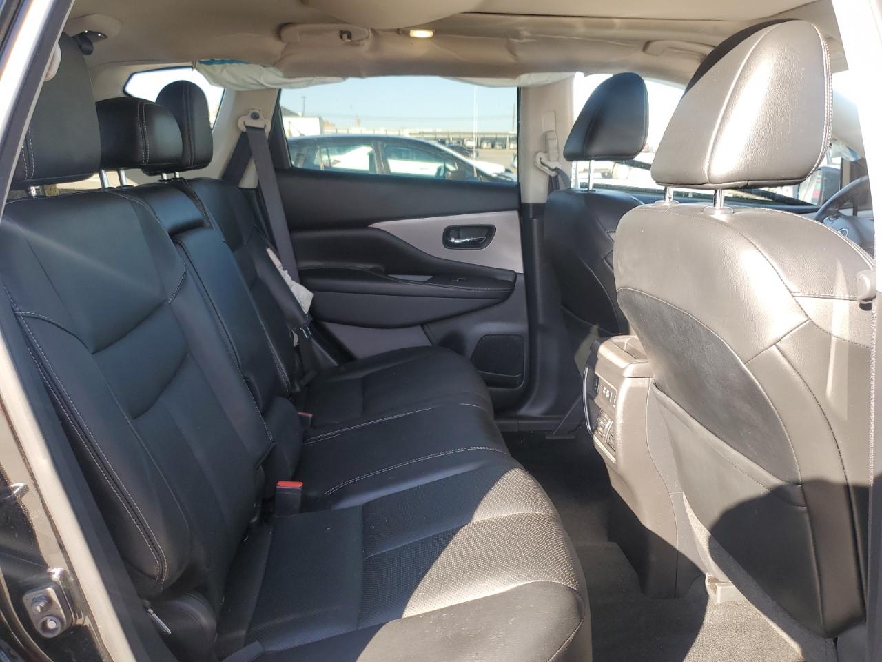 2020 Nissan Murano - Image 11