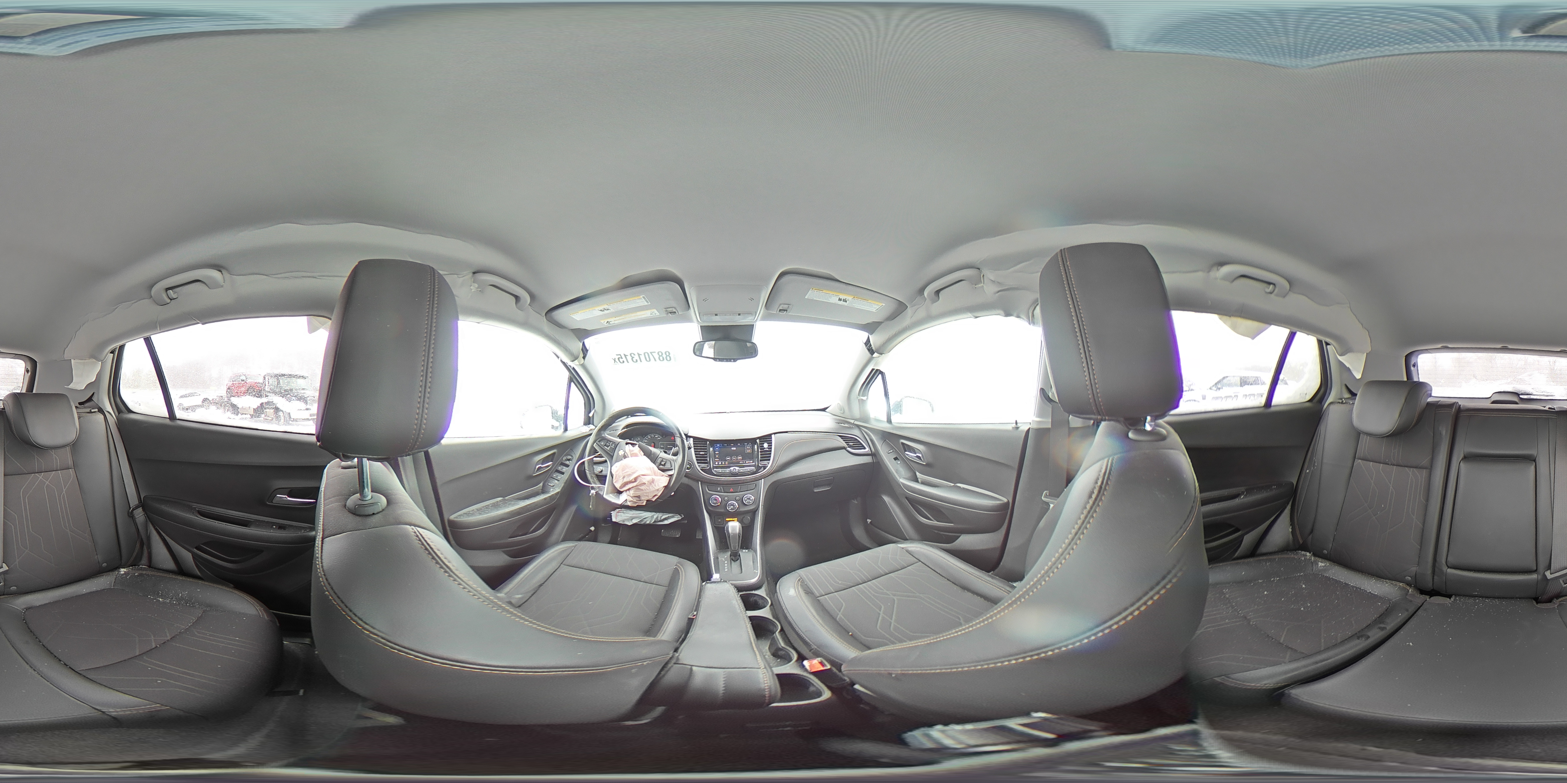 2022 Chevrolet Trax - Image 14